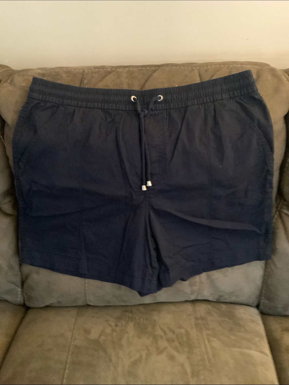croft & barrow Navy Women’s Drawstring shorts.